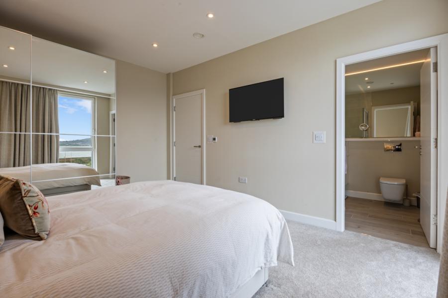Apartment 15 The Priory, 11 High Street
