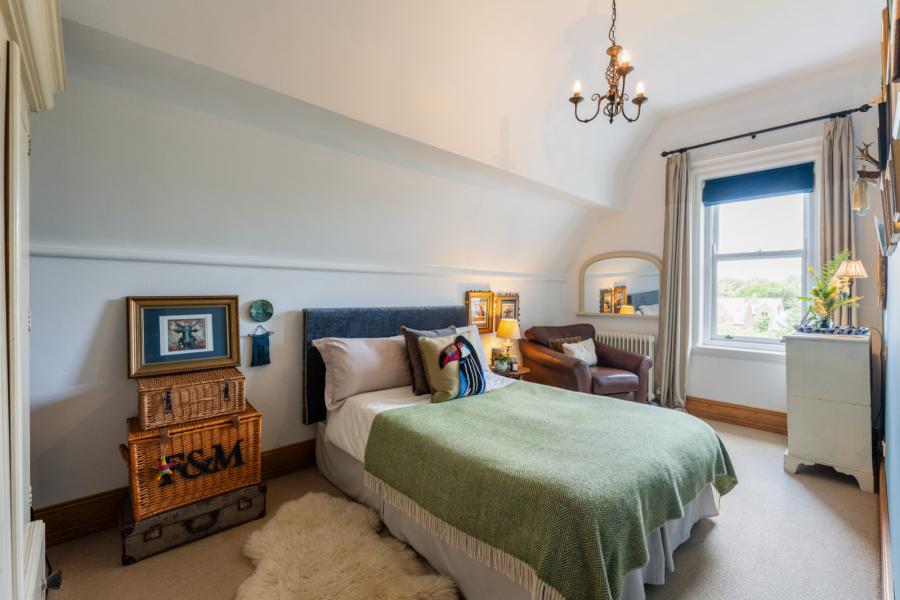 Apartment 17, Crawford House, Old Windmill Road