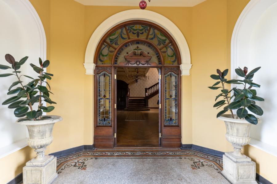 Apartment 17, Crawford House, Old Windmill Road