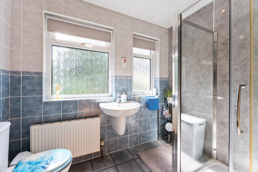 4 Dalwhinney Road