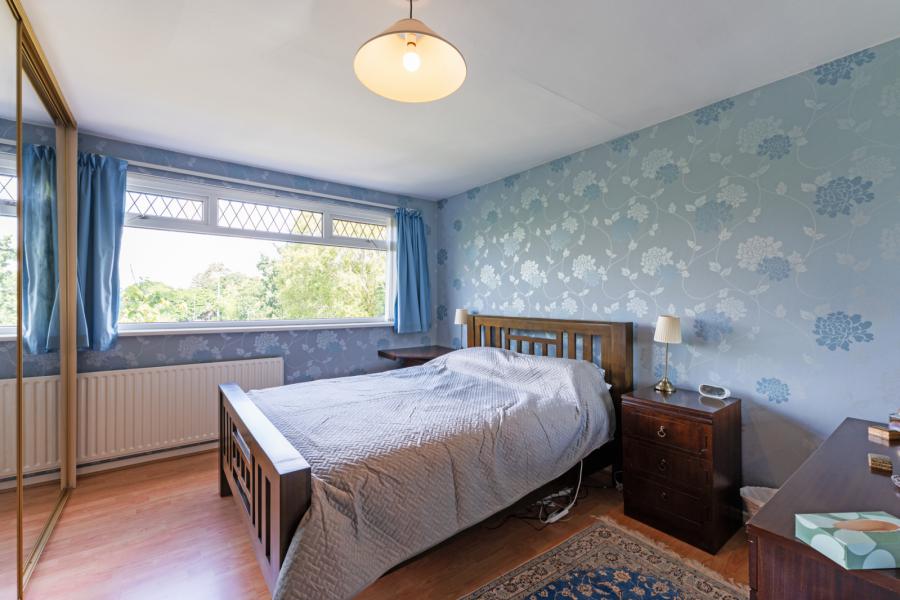 4 Dalwhinney Road