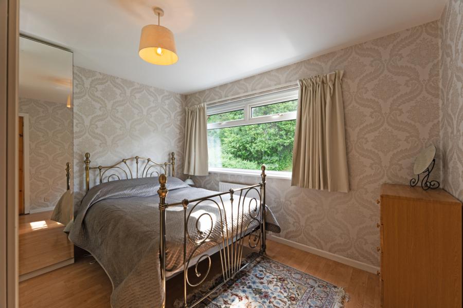 4 Dalwhinney Road