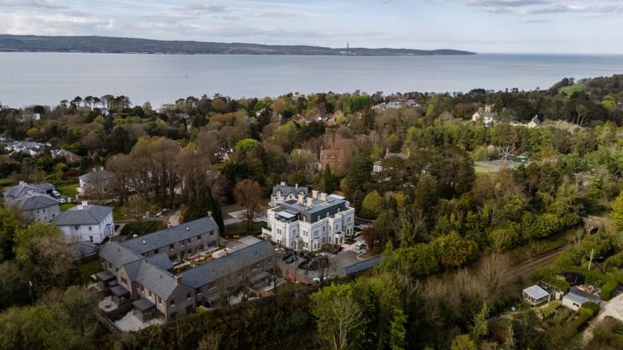 Penthouse Apt 18 The Mansion House, Ardavon Estate, glen road, cultra, BT18