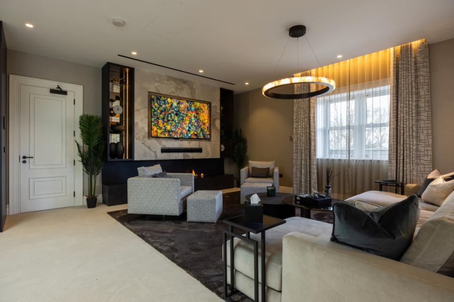 Penthouse Apt 18 The Mansion House, Ardavon Estate