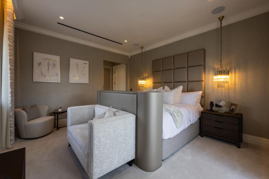 Penthouse Apt 18 The Mansion House, Ardavon Estate