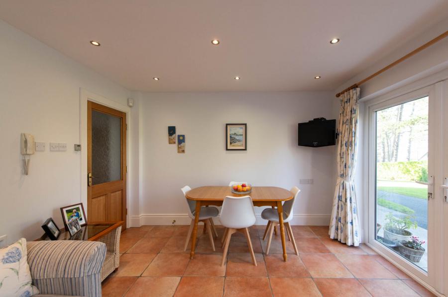 Downshire House, 13 Maxwell Road