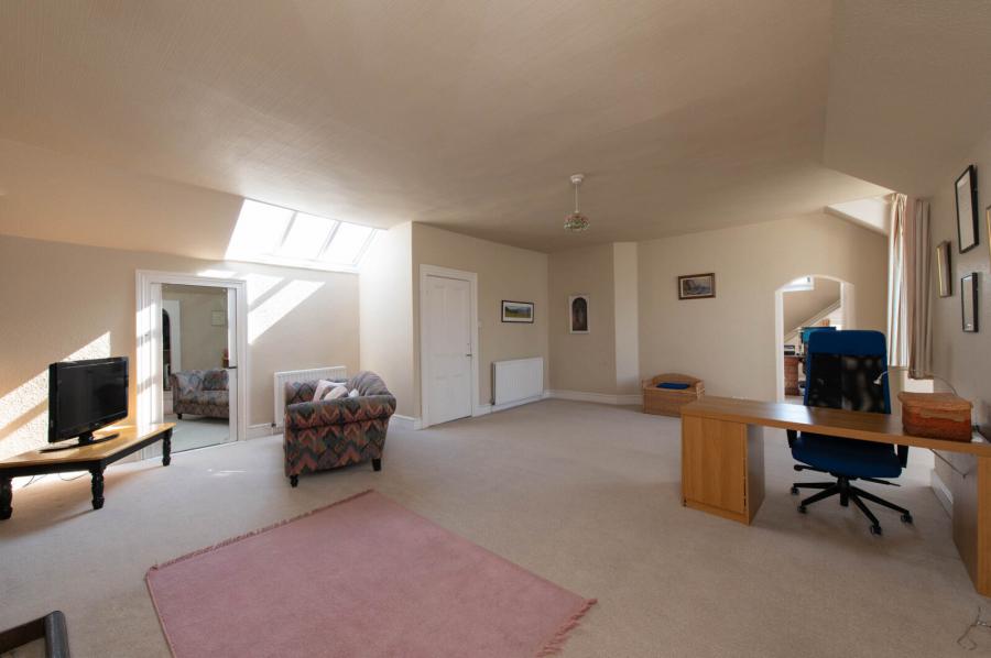Downshire House, 13 Maxwell Road