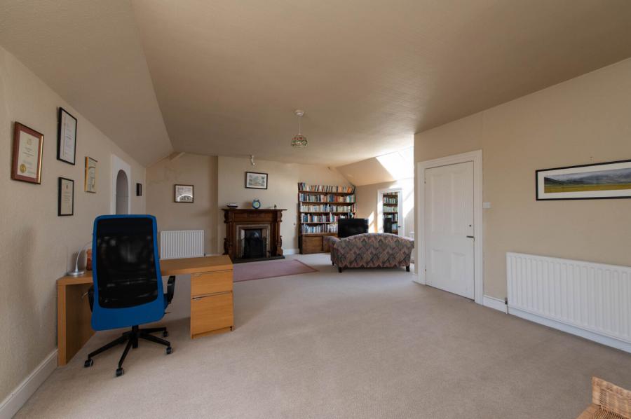 Downshire House, 13 Maxwell Road