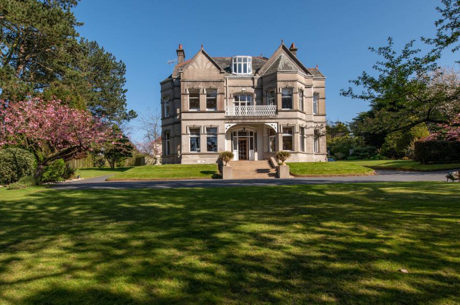 Downshire House, 13 Maxwell Road