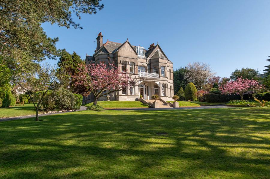 Downshire House, 13 Maxwell Road