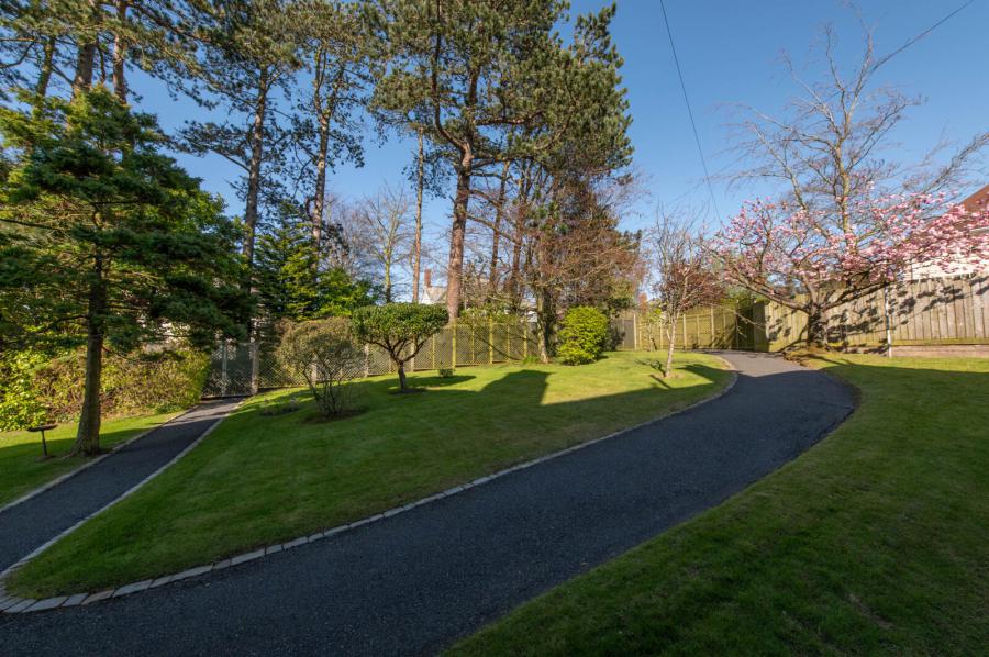 Downshire House, 13 Maxwell Road
