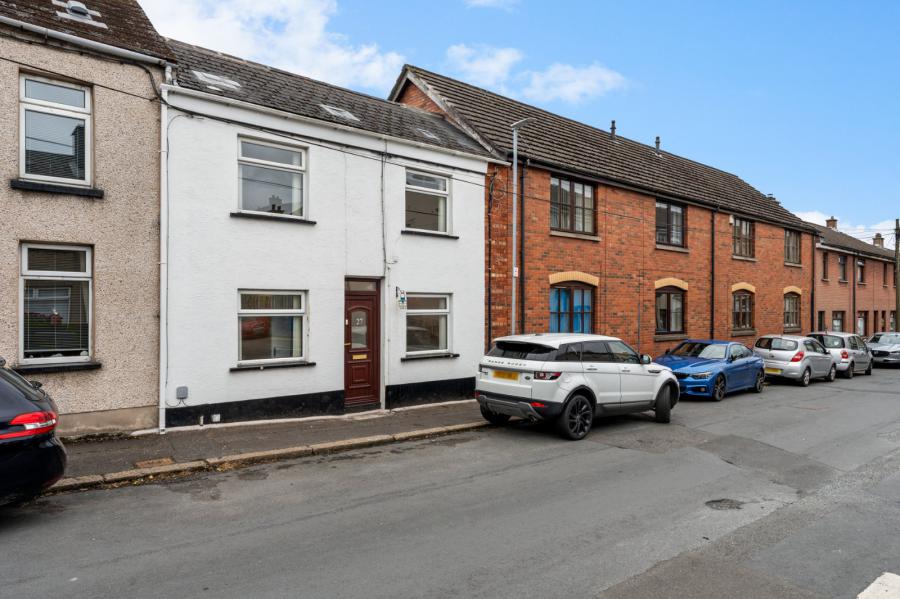 27 Spencer Street