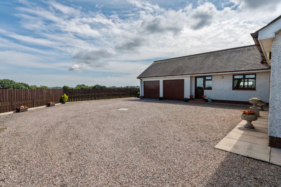 18 Gransha Road South