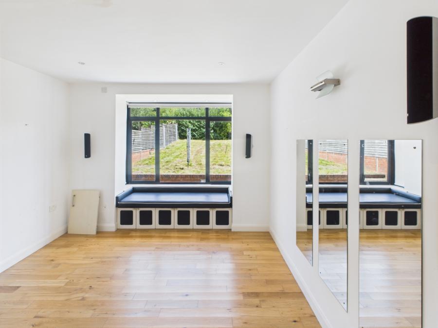 5 Seapark Lane