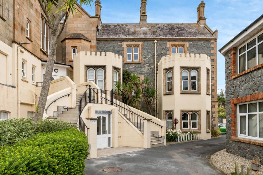 17 Groomsport House Road
