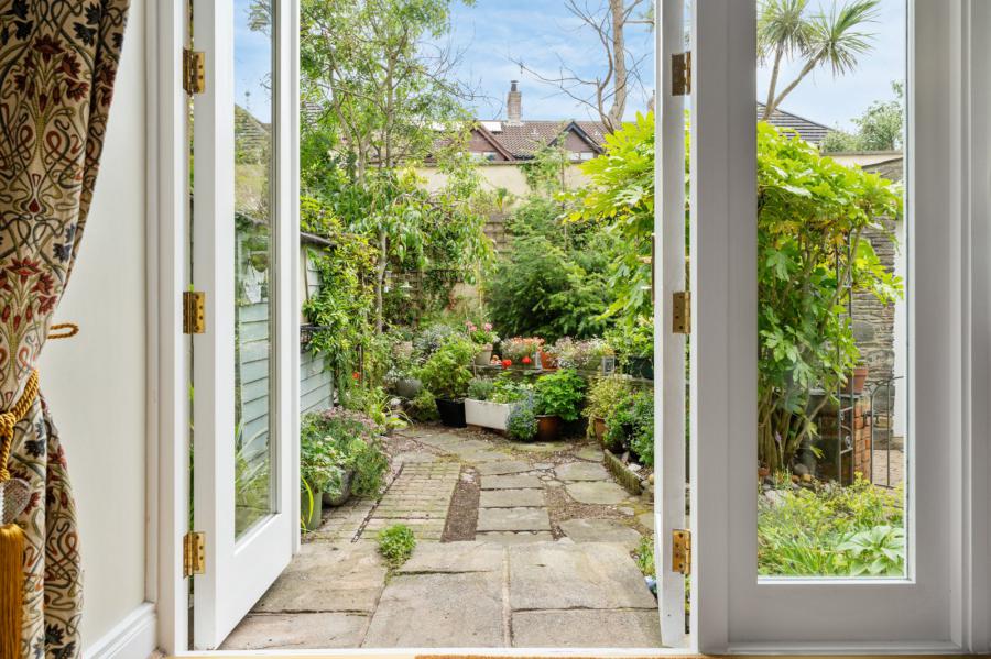 17 Groomsport House Road