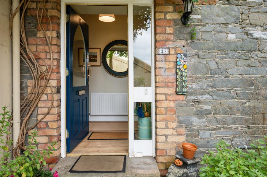 17 Groomsport House Road