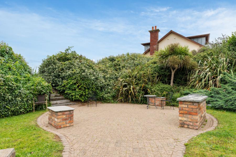 17 Groomsport House Road