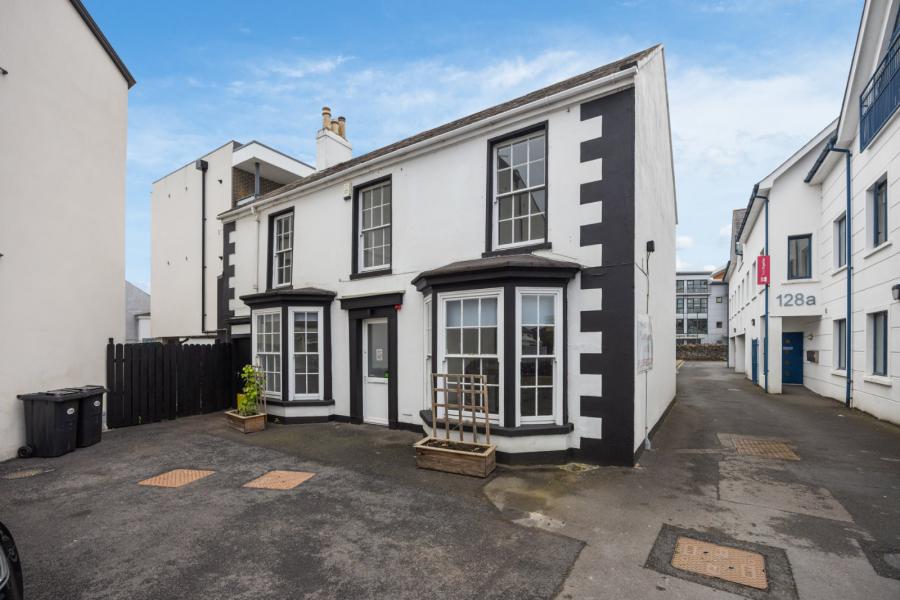 126 High Street