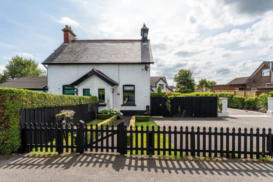 22 Ballycrochan Road