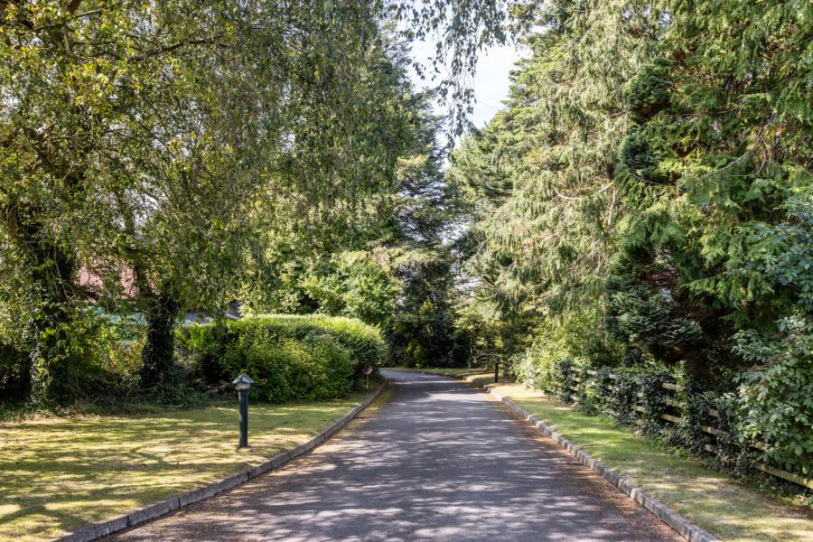 4 Ballymenoch Lane