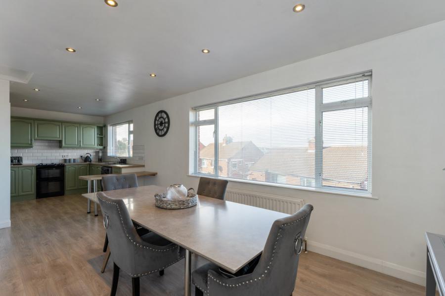 5 Ardmore Gardens