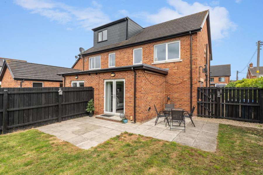 2 Ballymaconnell Mews