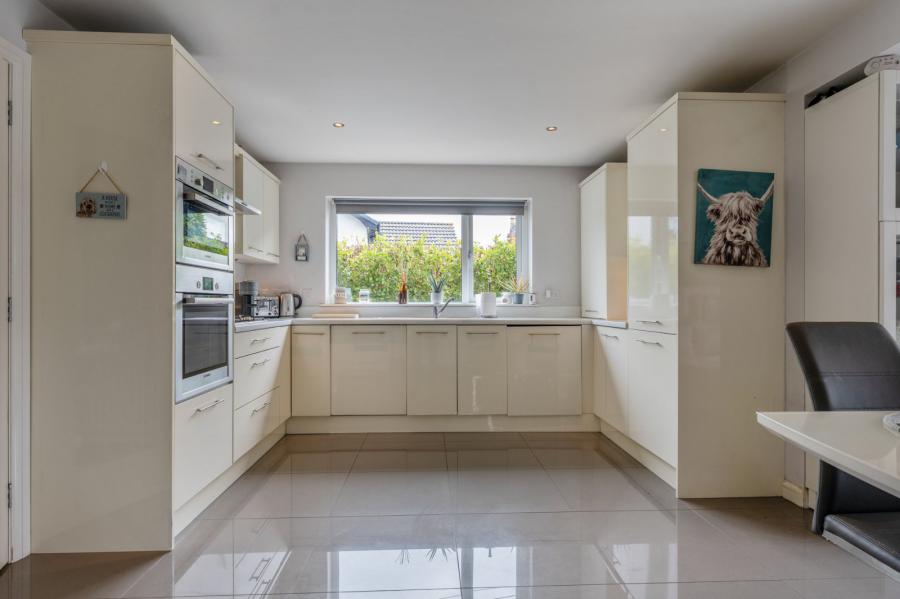 2 Ballymaconnell Mews