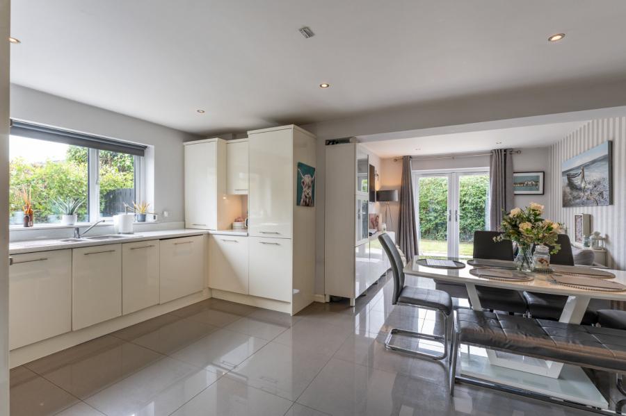 2 Ballymaconnell Mews
