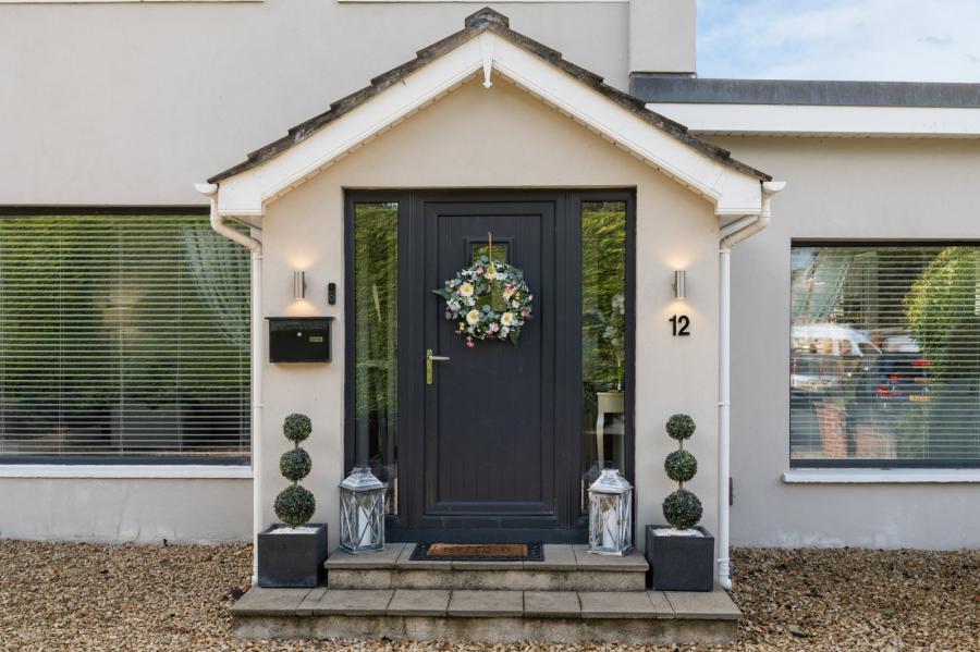 12 Invergarry Avenue