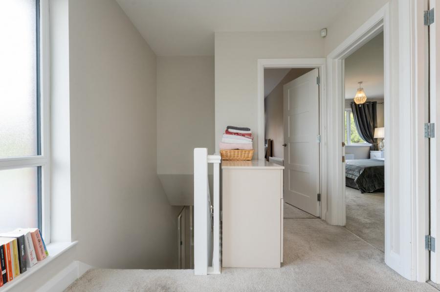 12 Invergarry Avenue