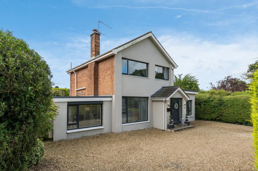 12 Invergarry Avenue