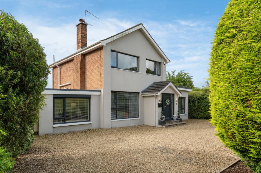 12 Invergarry Avenue