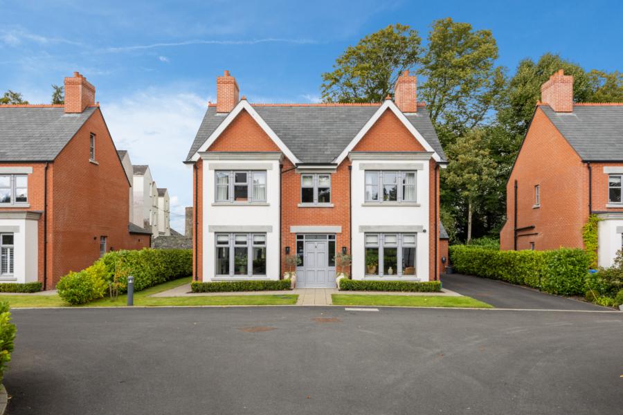 3 Martello Gate