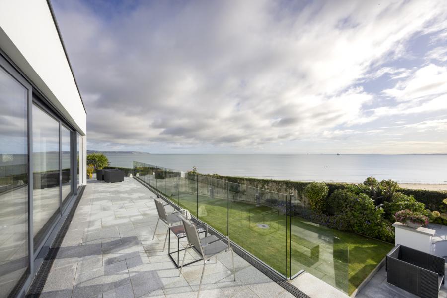 20A, Grey Point