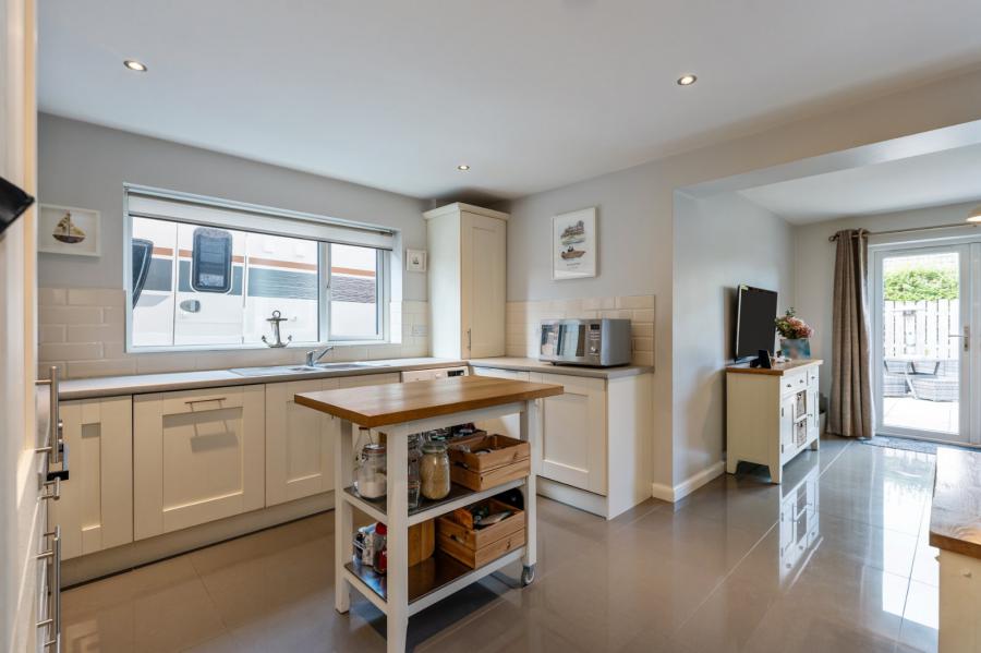 8 Ballymaconnell Mews