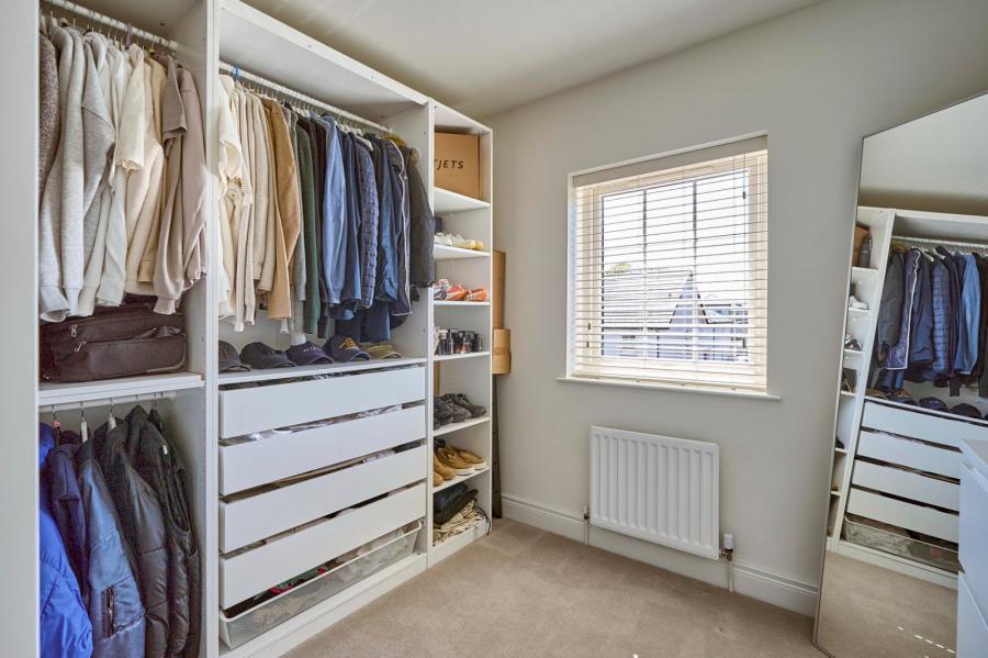 33 Helens Wood Crescent