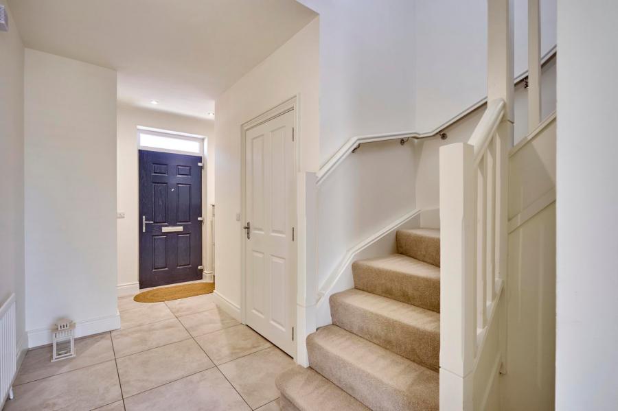 33 Helens Wood Crescent