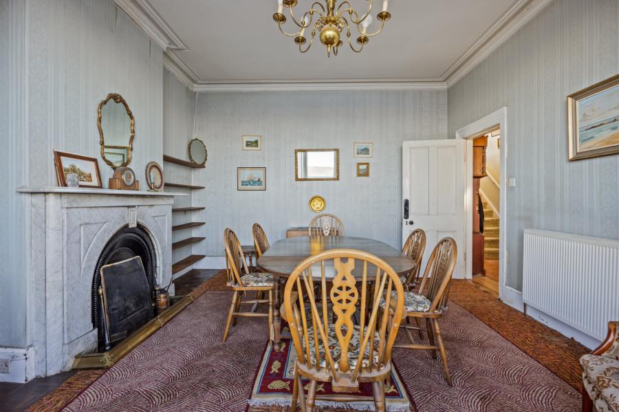 Kinnegar Villa, 11 The Esplanade