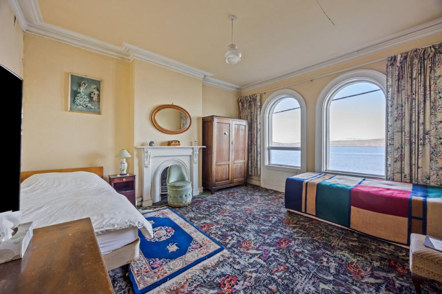 Kinnegar Villa, 11 The Esplanade