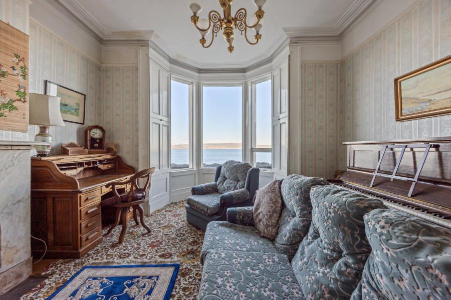 Kinnegar Villa, 11 The Esplanade