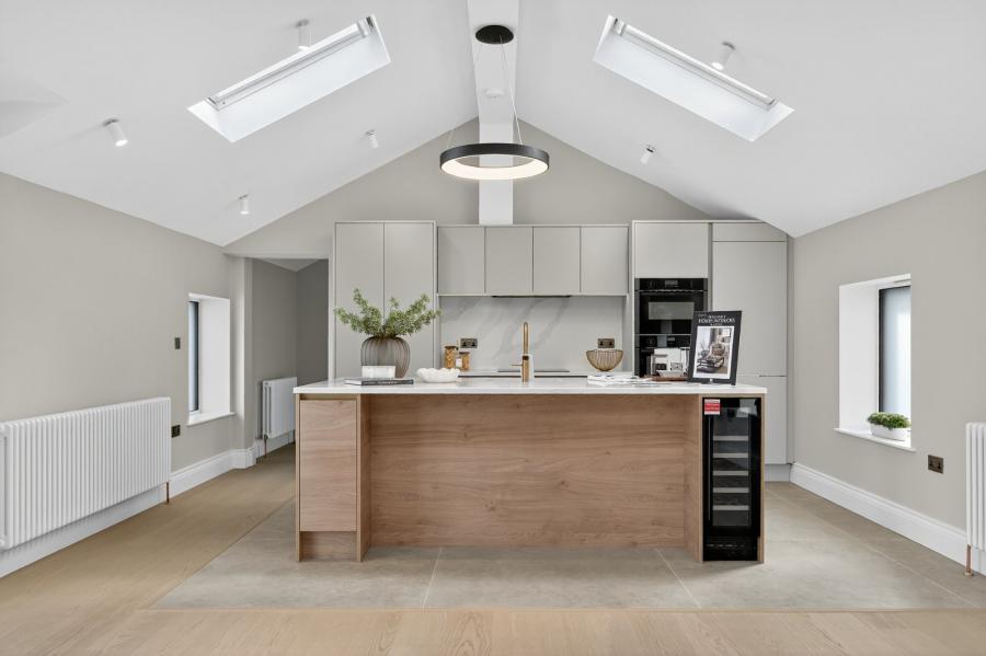 The Barn, 6A Maxwell Lane