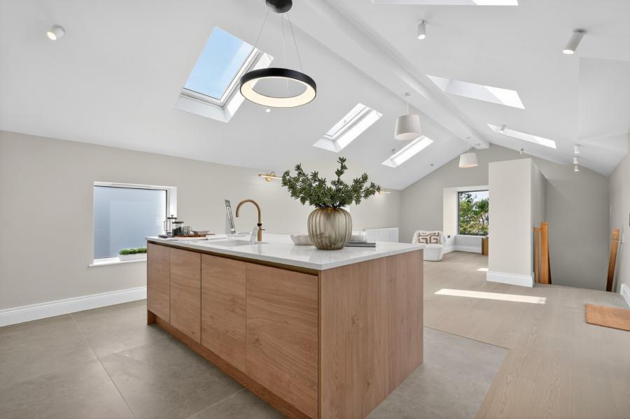 The Barn, 6A Maxwell Lane