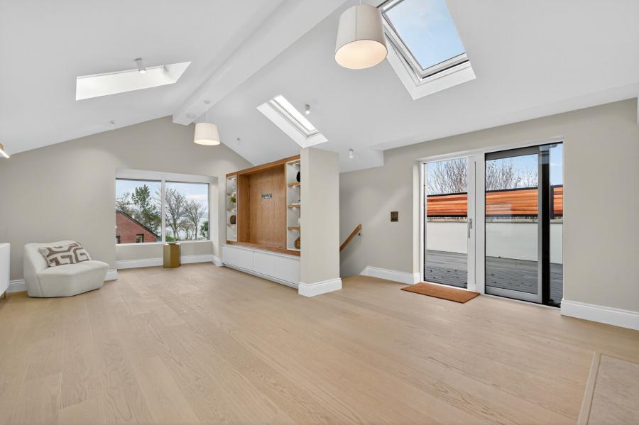 The Barn, 6A Maxwell Lane