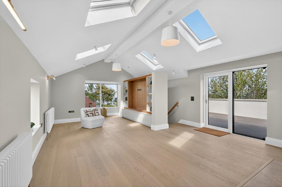 The Barn, 6A Maxwell Lane