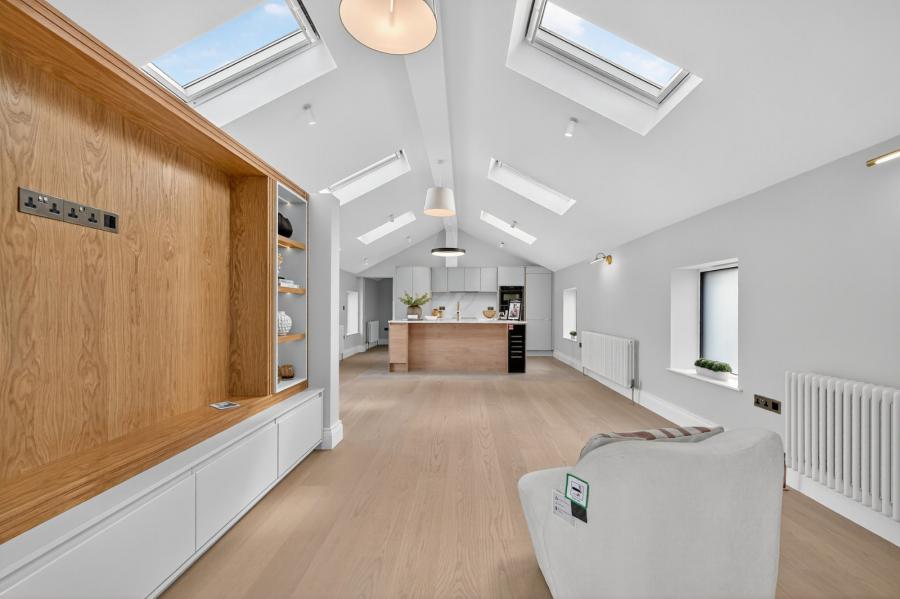 The Barn, 6A Maxwell Lane