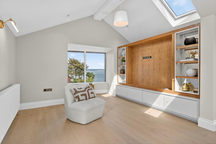 The Barn, 6A Maxwell Lane