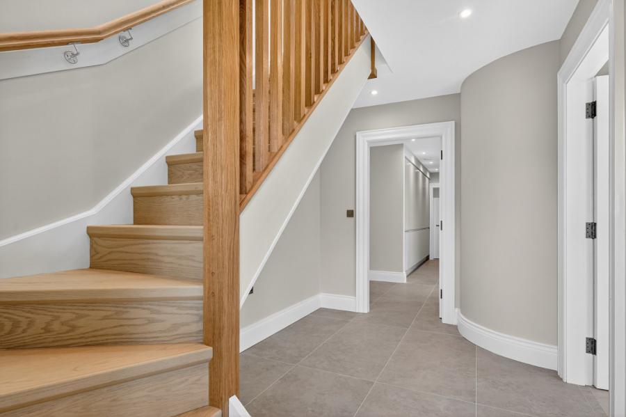 The Barn, 6A Maxwell Lane