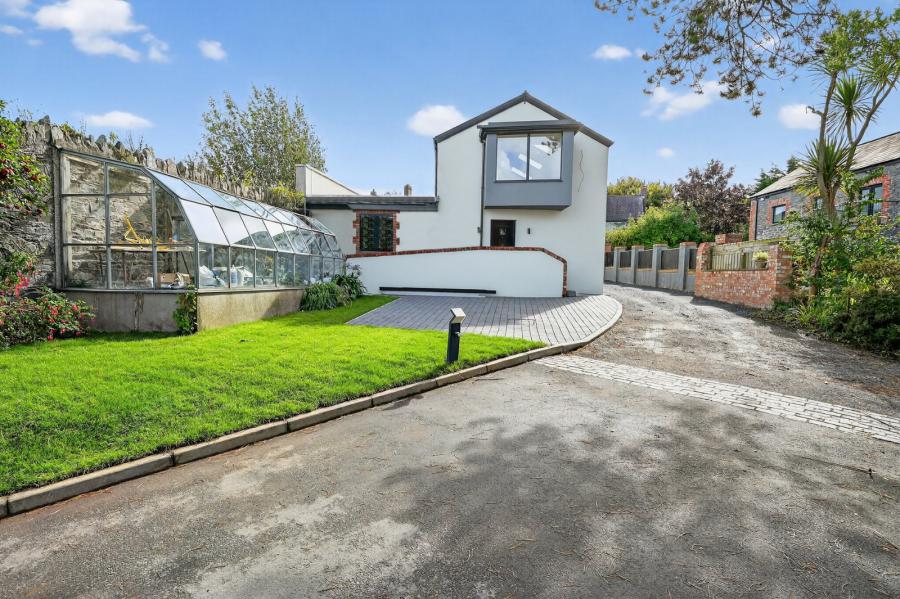 The Barn, 6A Maxwell Lane