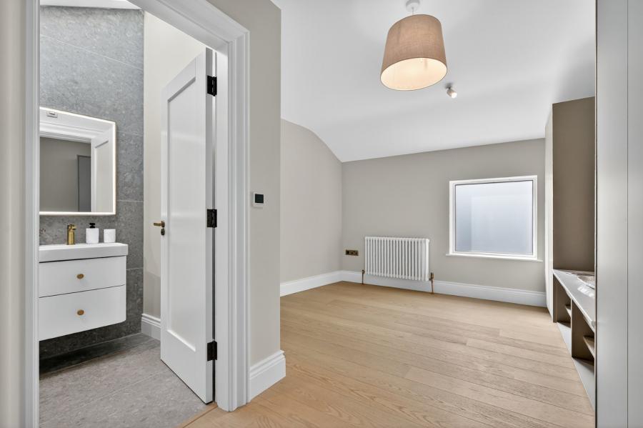 The Barn, 6A Maxwell Lane